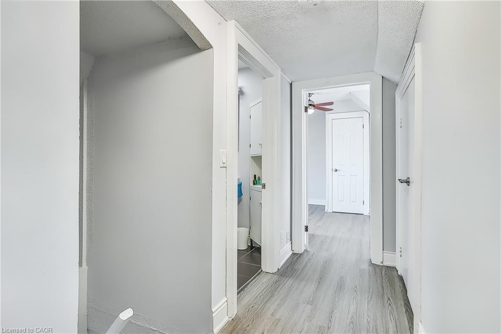 704 Roxborough Avenue, Hamilton, ON - Indoor Photo Showing Other Room