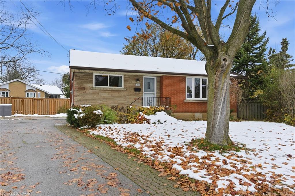 Upper-12 Cecilia Court, Hamilton, ON - Outdoor