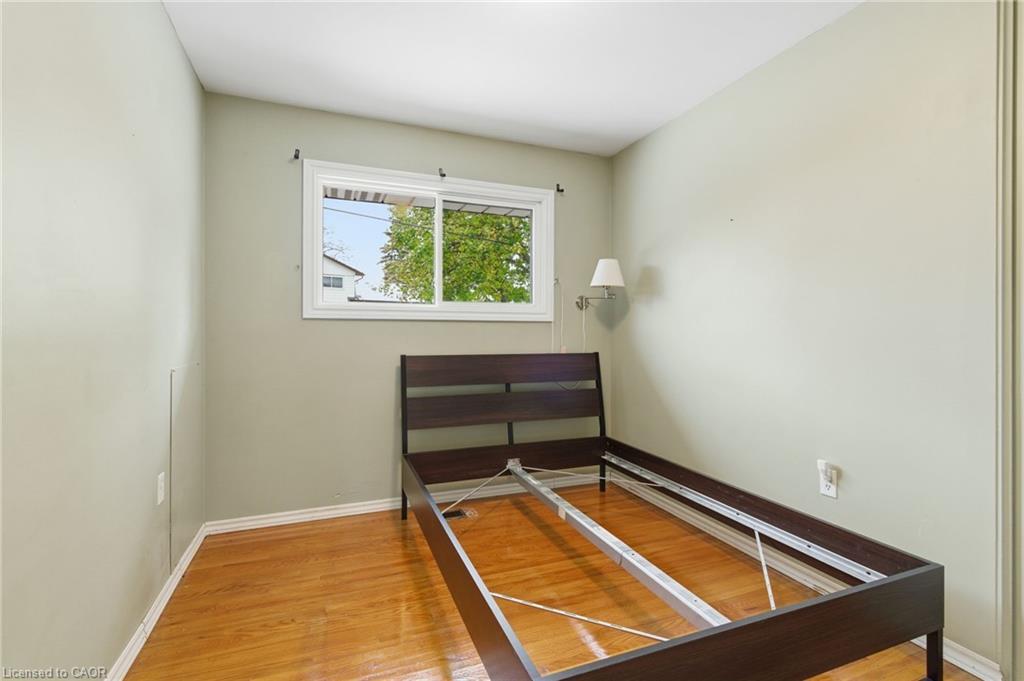 Upper-12 Cecilia Court, Hamilton, ON - Indoor Photo Showing Other Room