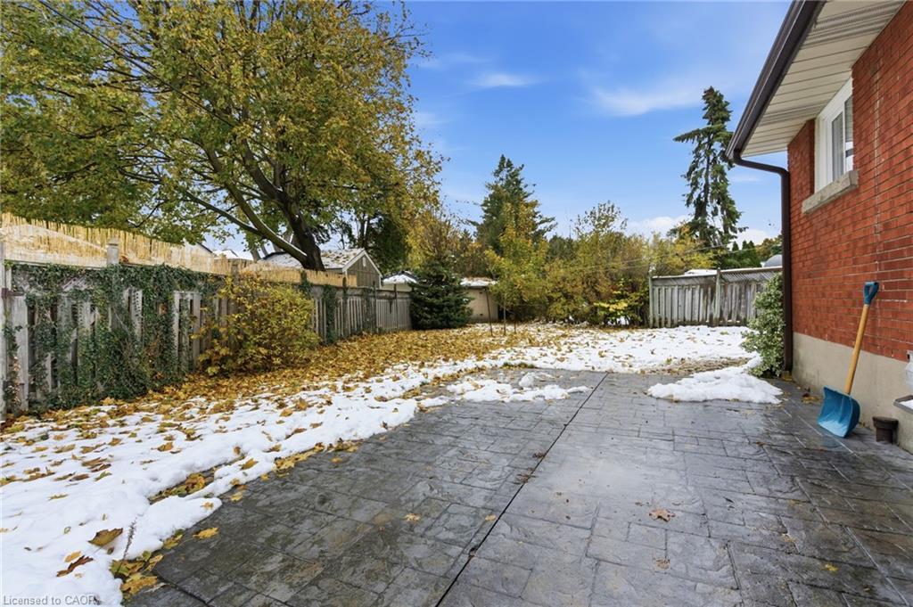 Upper-12 Cecilia Court, Hamilton, ON - Outdoor