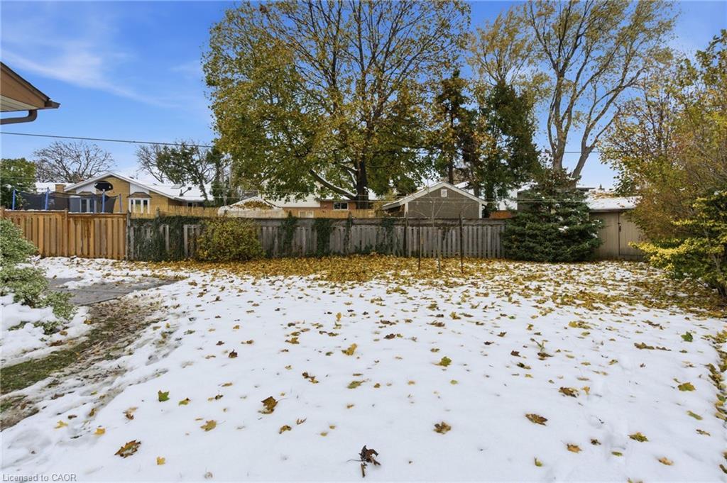 Upper-12 Cecilia Court, Hamilton, ON - Outdoor