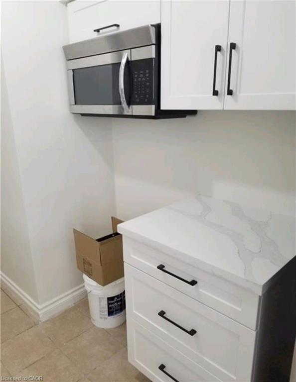 9-163 Chandler Drive, Kitchener, ON - Indoor