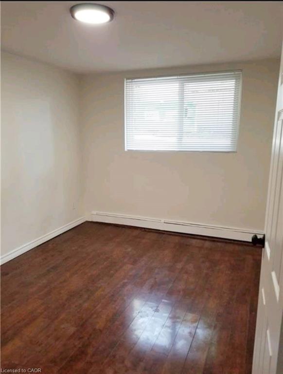 9-163 Chandler Drive, Kitchener, ON - Indoor Photo Showing Other Room