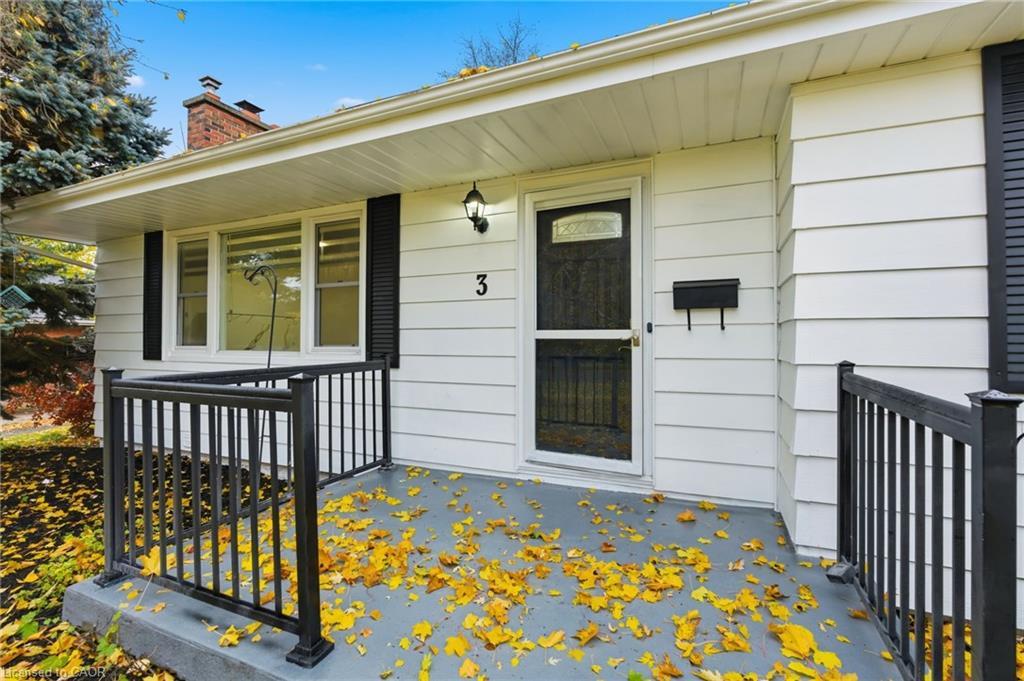 3 Algonquin Avenue, Dundas, ON - Outdoor With Exterior