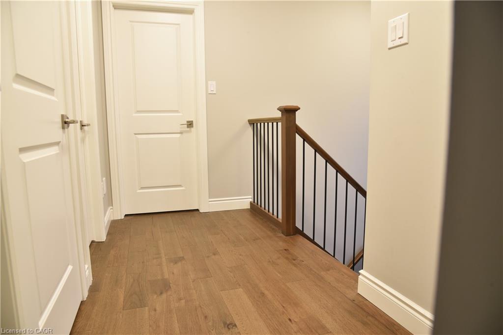 1930 Jim Hebb Way, London, ON - Indoor Photo Showing Other Room