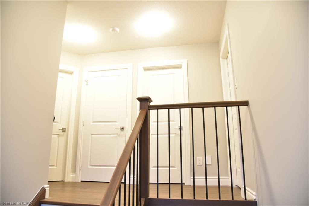 1930 Jim Hebb Way, London, ON - Indoor Photo Showing Other Room