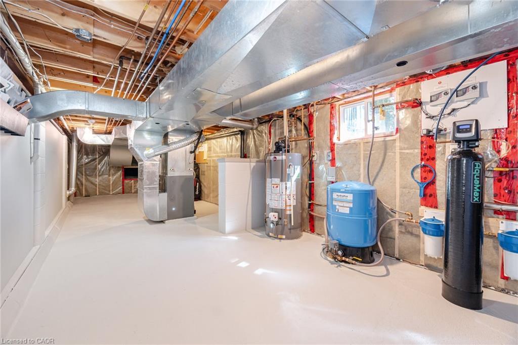 587 Hillcrest Road, Simcoe, ON - Indoor Photo Showing Basement
