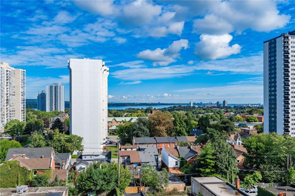 610-15 Queen Street S, Hamilton, ON - Outdoor With View