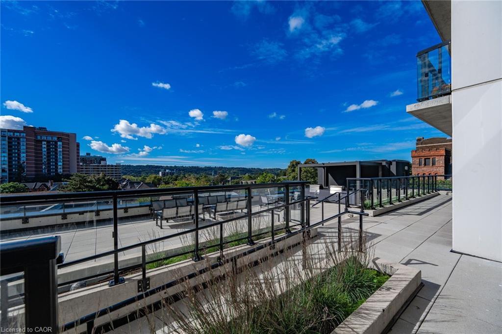 610-15 Queen Street S, Hamilton, ON - Outdoor