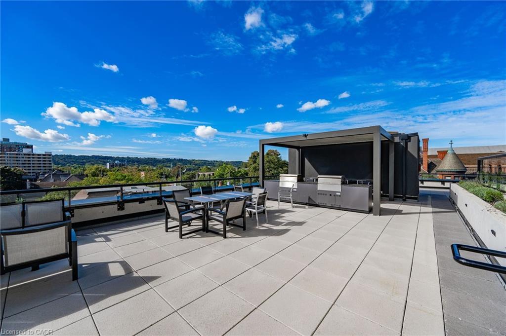610-15 Queen Street S, Hamilton, ON - Outdoor