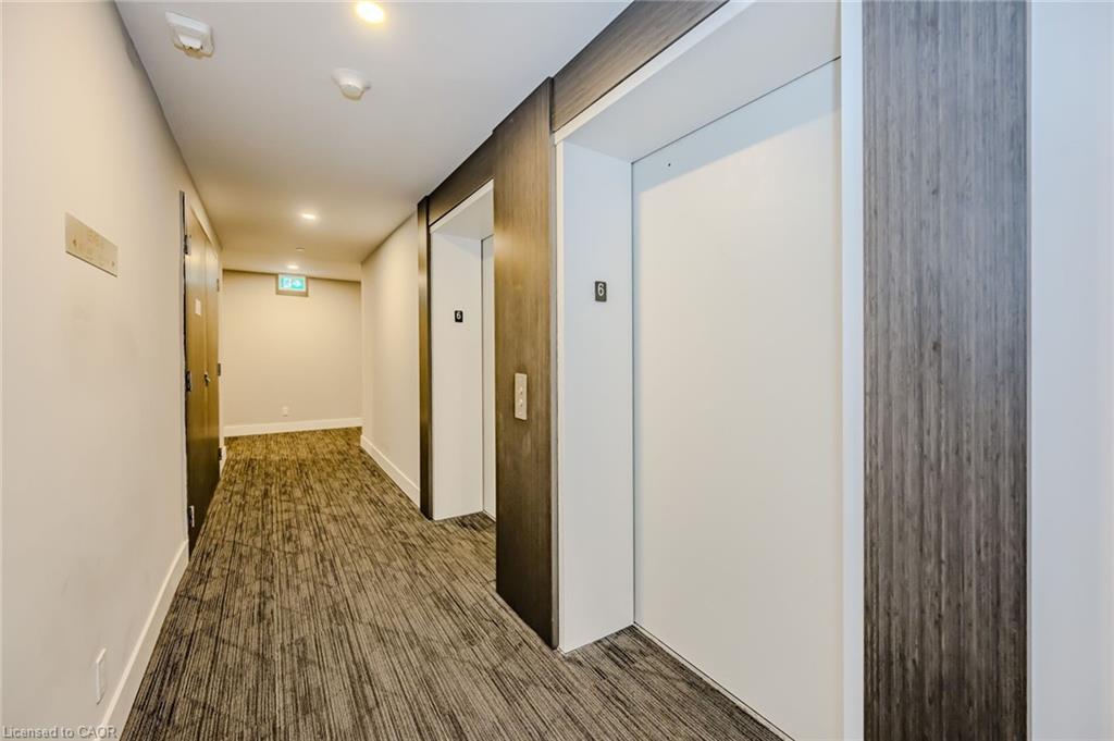 610-15 Queen Street S, Hamilton, ON - Indoor Photo Showing Other Room