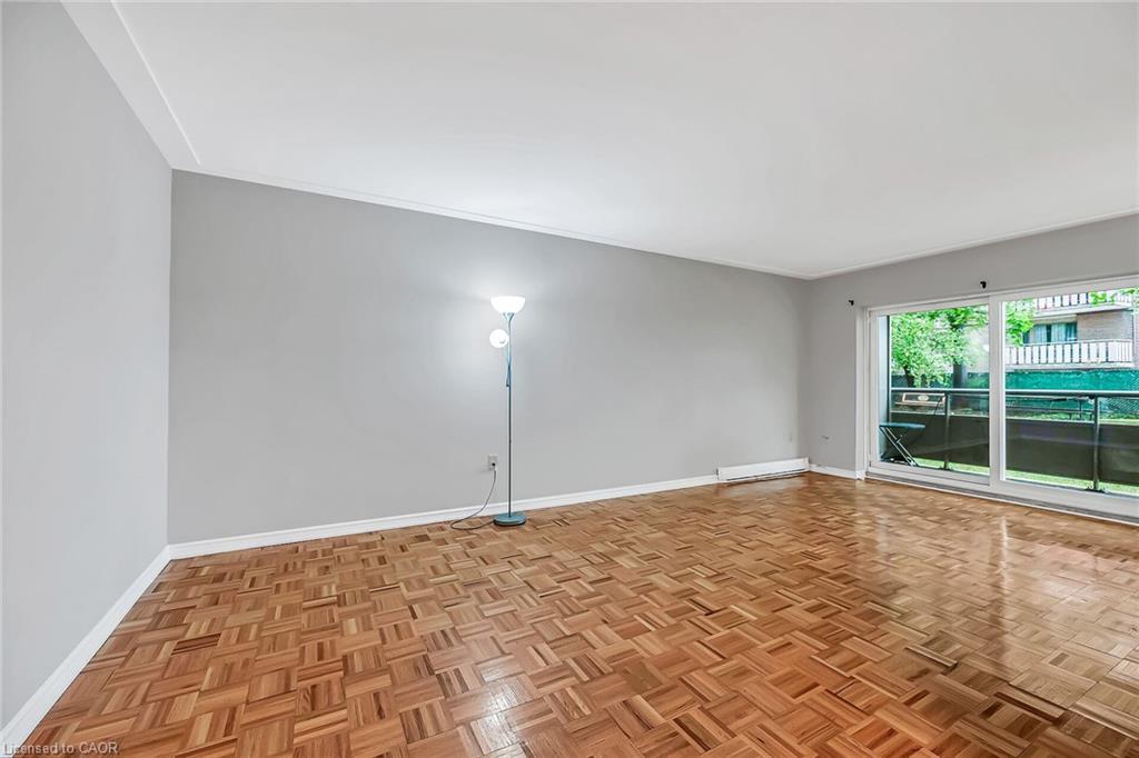 103-11 Woodman Drive S, Hamilton, ON - Indoor Photo Showing Other Room