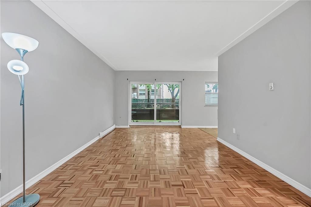 103-11 Woodman Drive S, Hamilton, ON - Indoor Photo Showing Other Room
