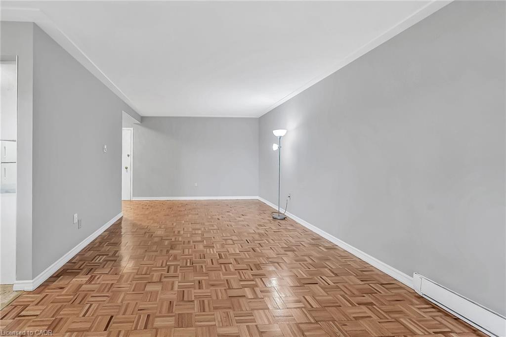 103-11 Woodman Drive S, Hamilton, ON - Indoor Photo Showing Other Room