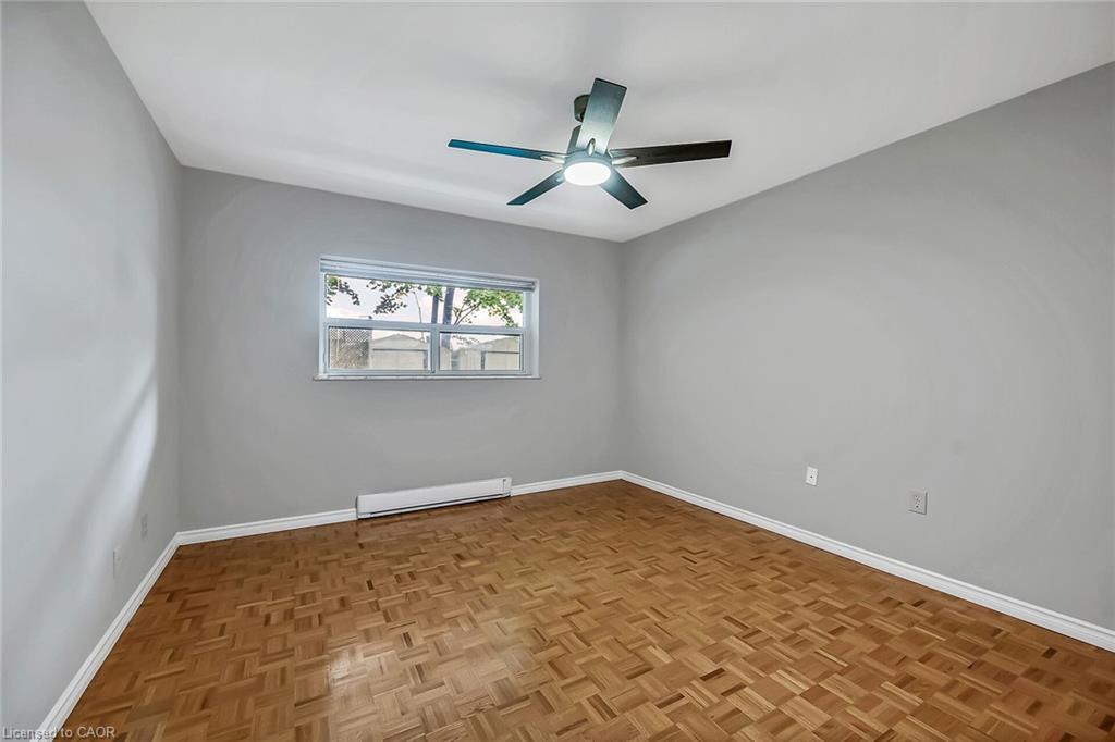 103-11 Woodman Drive S, Hamilton, ON - Indoor Photo Showing Other Room