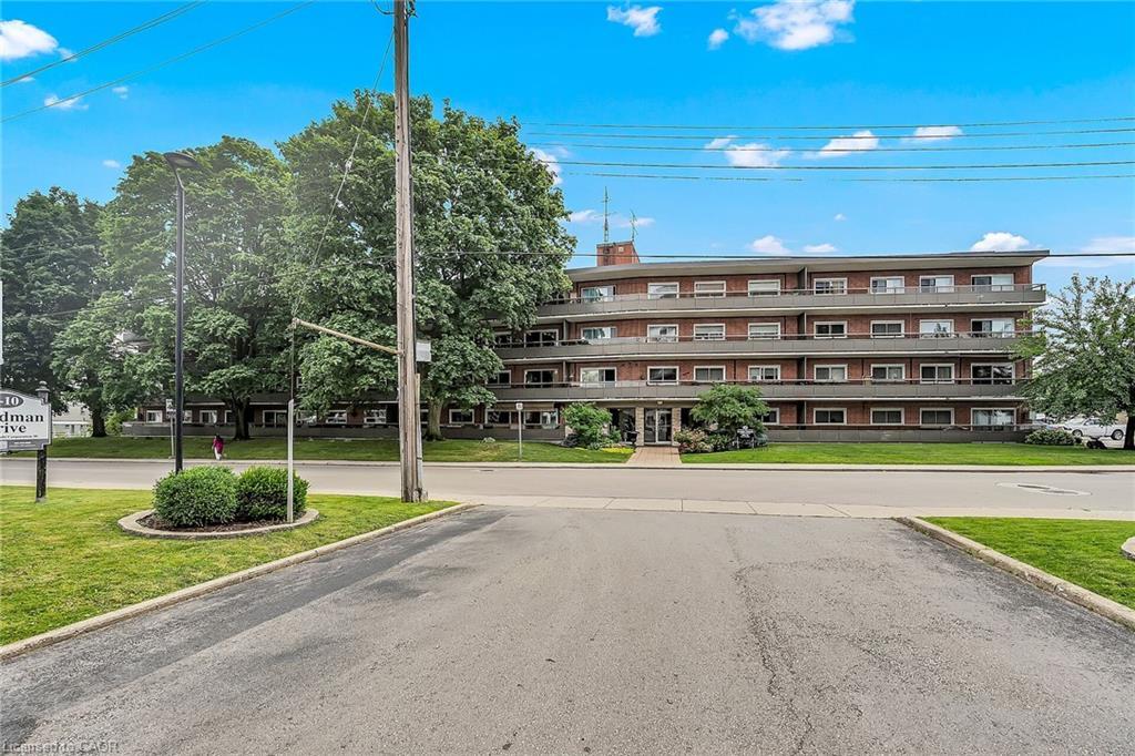 103-11 Woodman Drive S, Hamilton, ON - Outdoor