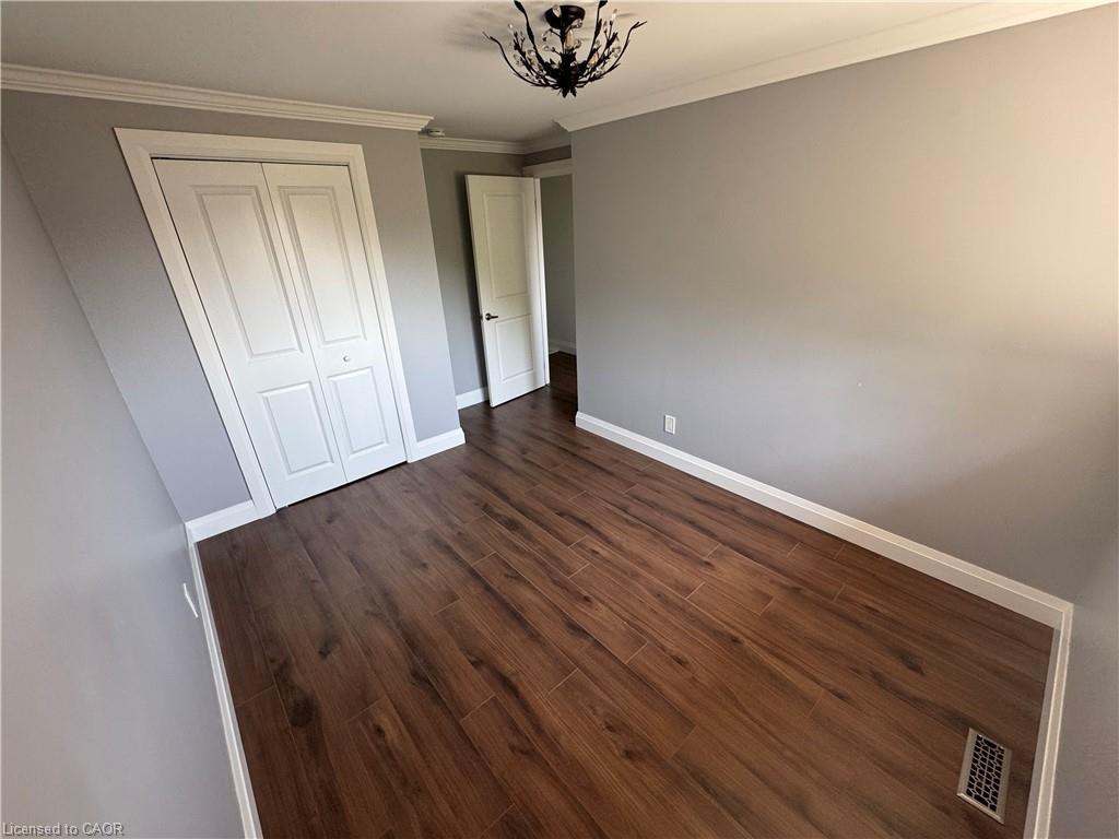 4-1212 Guelph Line, Burlington, ON - Indoor Photo Showing Other Room