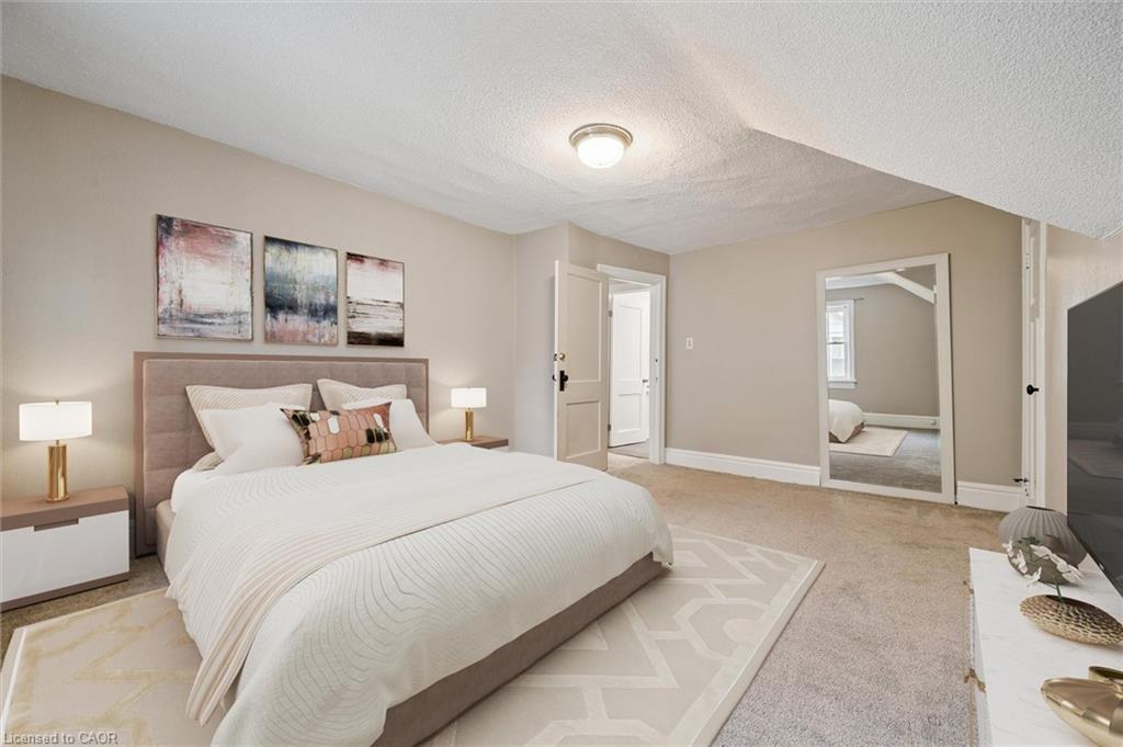 41 Rose Street, Kitchener, ON - Indoor Photo Showing Bedroom