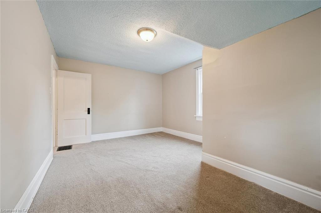 41 Rose Street, Kitchener, ON - Indoor Photo Showing Other Room