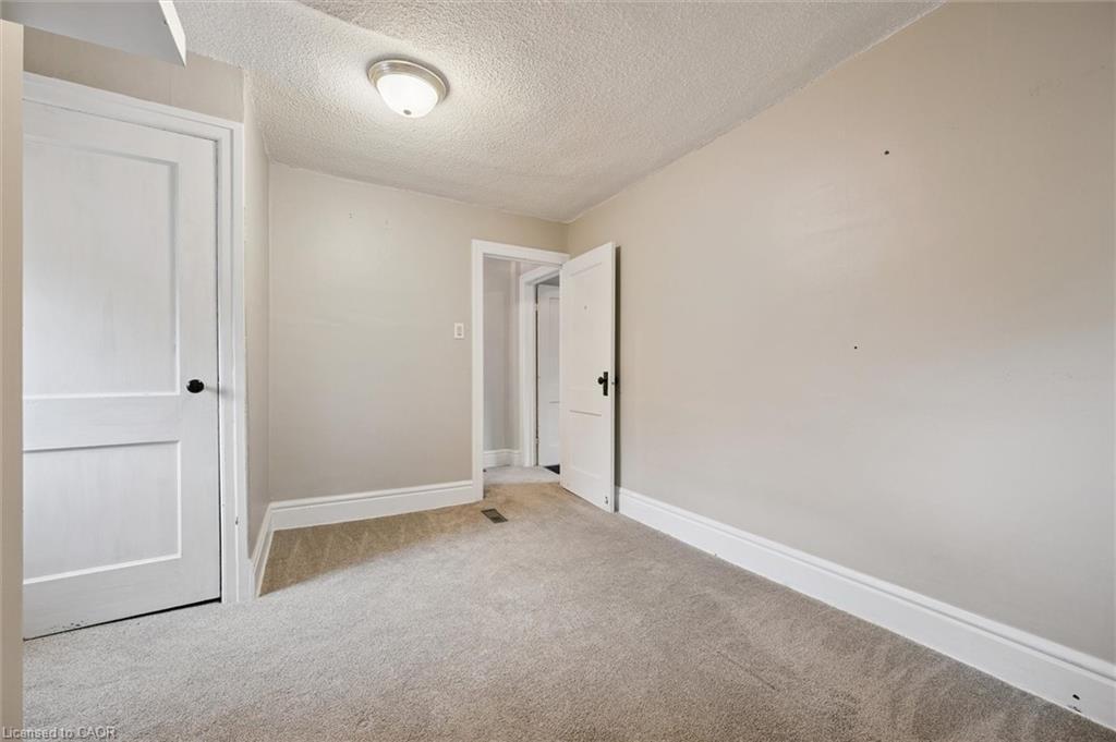 41 Rose Street, Kitchener, ON - Indoor Photo Showing Other Room