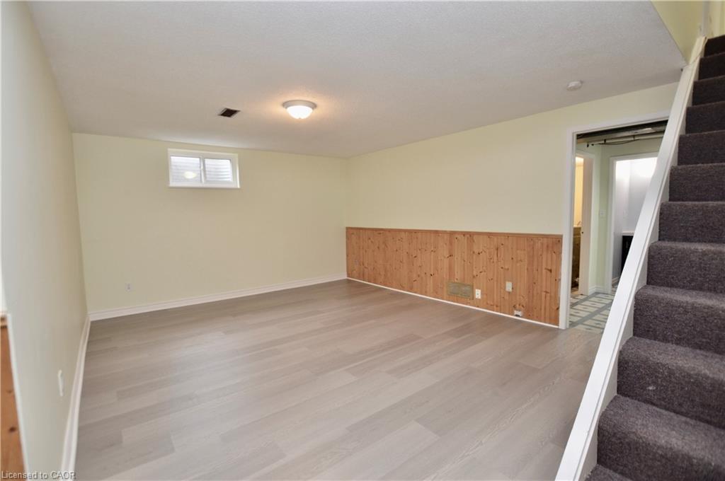 2-977 Francis Road, Burlington, ON - Indoor