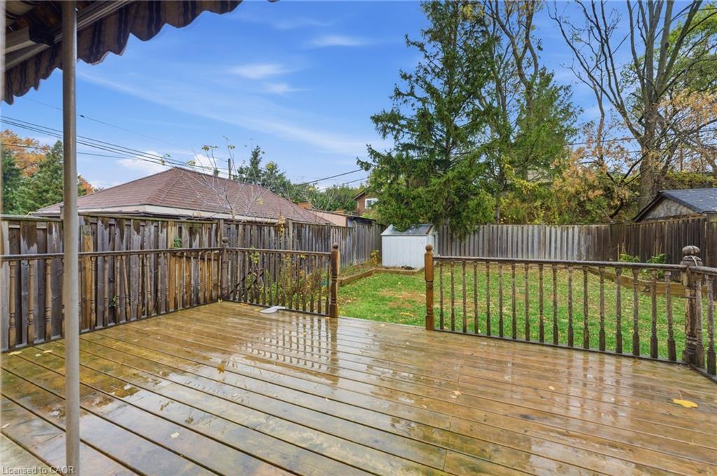 392 Wellington Street, Brantford, ON - Outdoor With Deck Patio Veranda