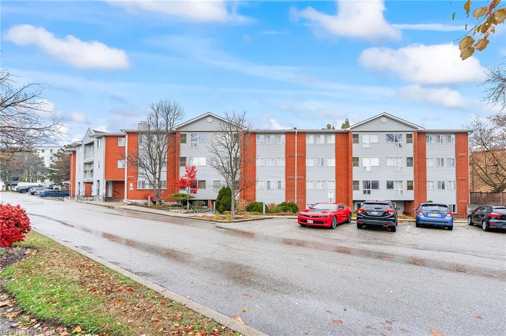 410-500 Westmount Road W, Kitchener, ON - Outdoor With Facade