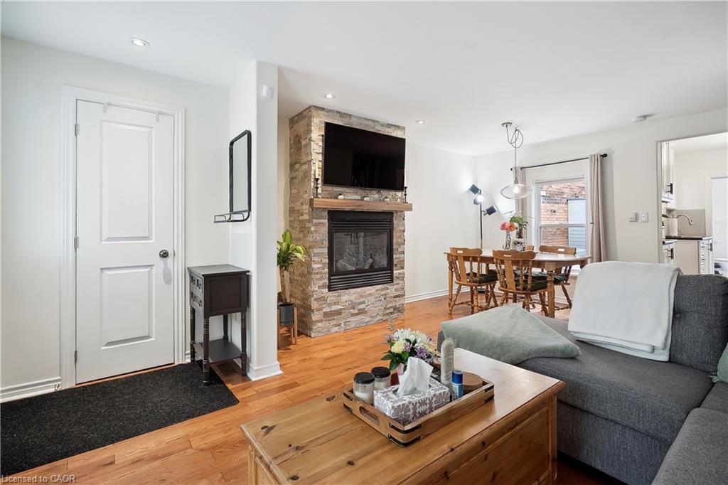 75 Ray Street N, Hamilton, ON - Indoor Photo Showing Living Room With Fireplace