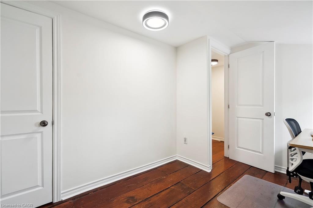 75 Ray Street N, Hamilton, ON - Indoor