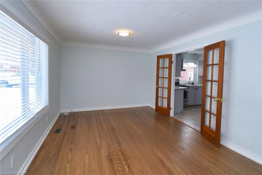 158 Howe Avenue, Hamilton, ON - Indoor Photo Showing Other Room