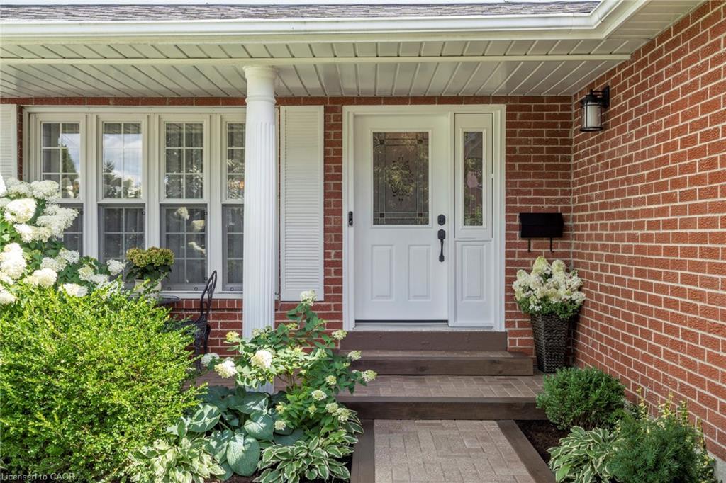 1902 Beechknoll Avenue, Mississauga, ON - Outdoor