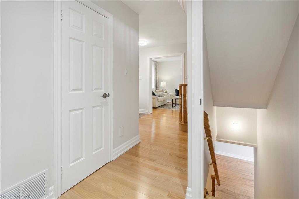 1902 Beechknoll Avenue, Mississauga, ON - Indoor Photo Showing Other Room