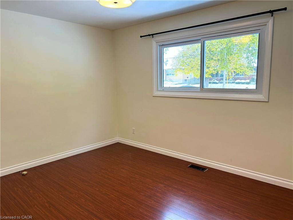 182 Metcalfe Street, Guelph, ON - Indoor Photo Showing Other Room