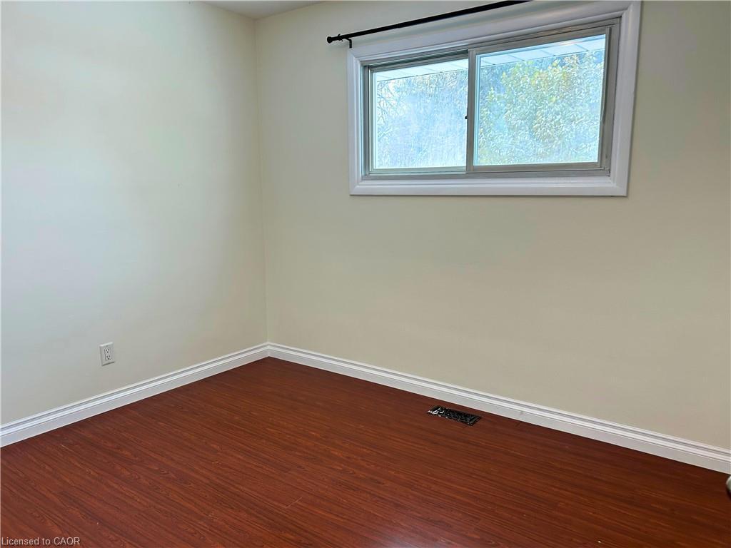 182 Metcalfe Street, Guelph, ON - Indoor Photo Showing Other Room