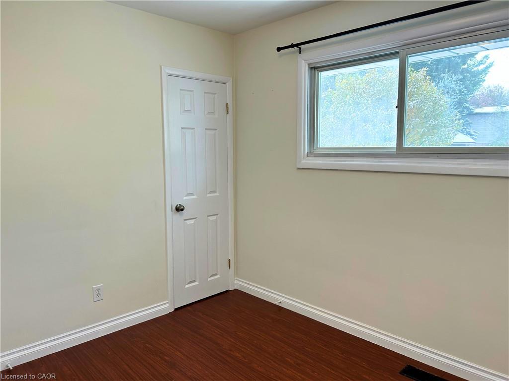 182 Metcalfe Street, Guelph, ON - Indoor Photo Showing Other Room