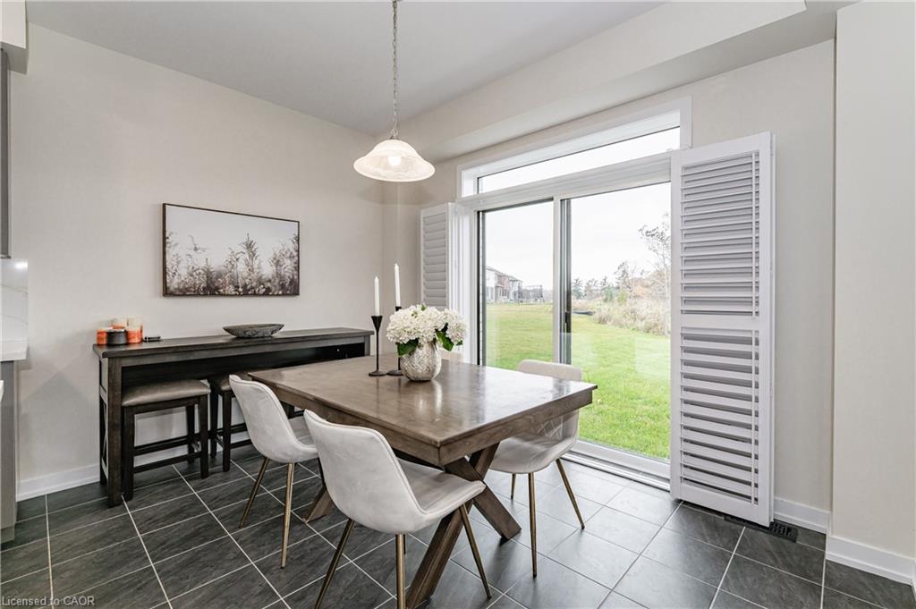 116 Whithorn Crescent, Caledonia, ON - Indoor Photo Showing Dining Room