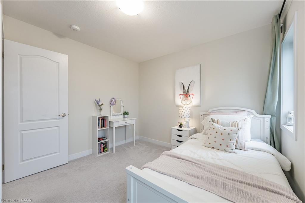 116 Whithorn Crescent, Caledonia, ON - Indoor Photo Showing Bedroom