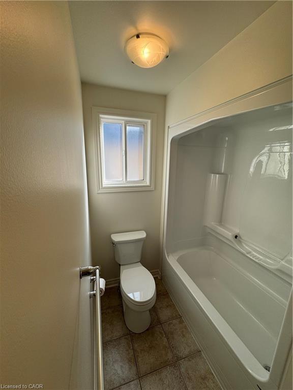 2-15 Helena Feasby Street, Kitchener, ON - Indoor Photo Showing Bathroom