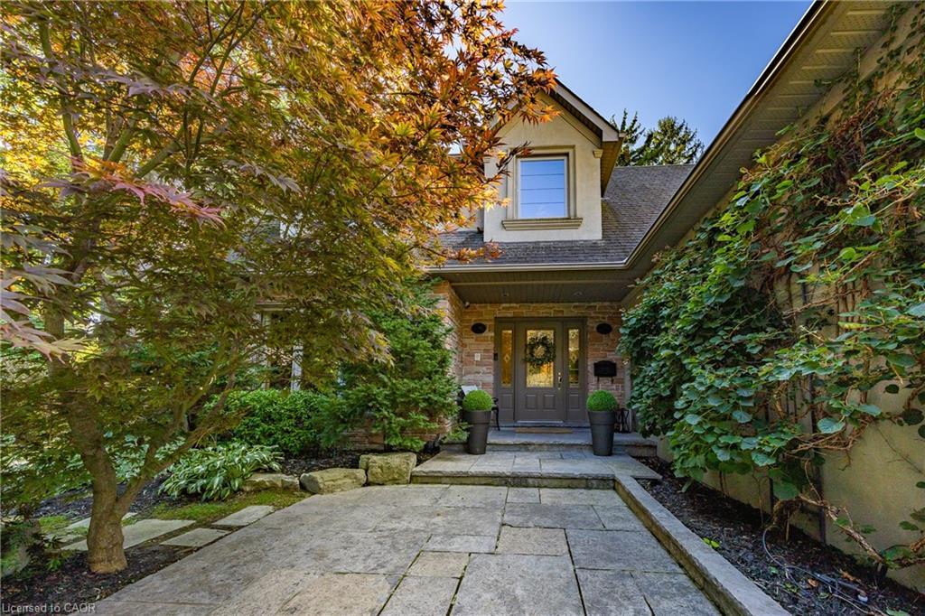 1338 Prince Albert Court, Mississauga, ON - Outdoor With Deck Patio Veranda