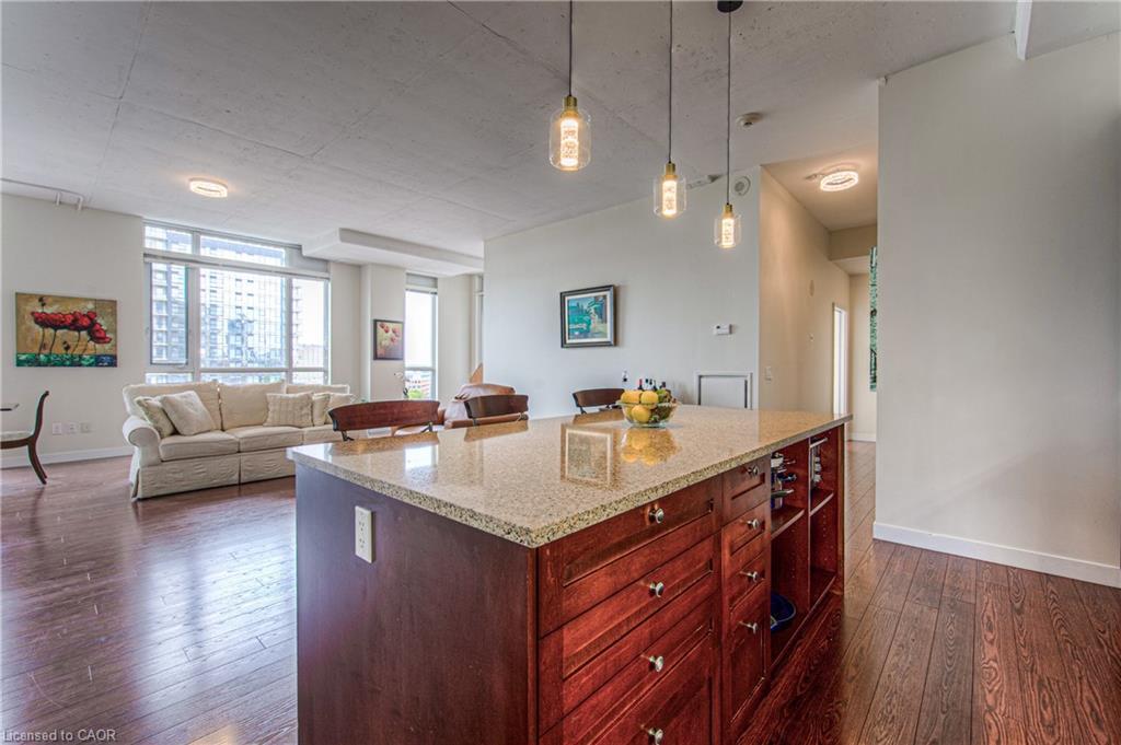 713-191 King Street S, Waterloo, ON - Indoor