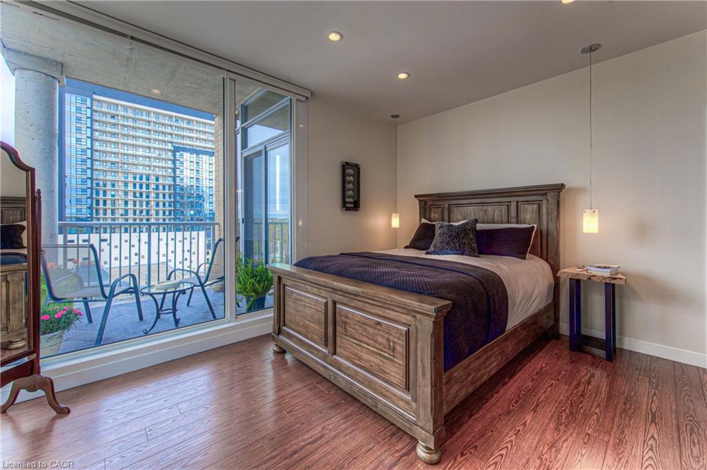 713-191 King Street S, Waterloo, ON - Indoor Photo Showing Bedroom