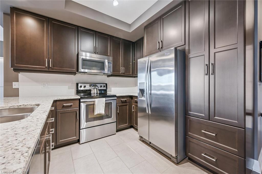 606-160 Macdonell Street, Guelph, ON - Indoor Photo Showing Kitchen With Stainless Steel Kitchen With Double Sink With Upgraded Kitchen