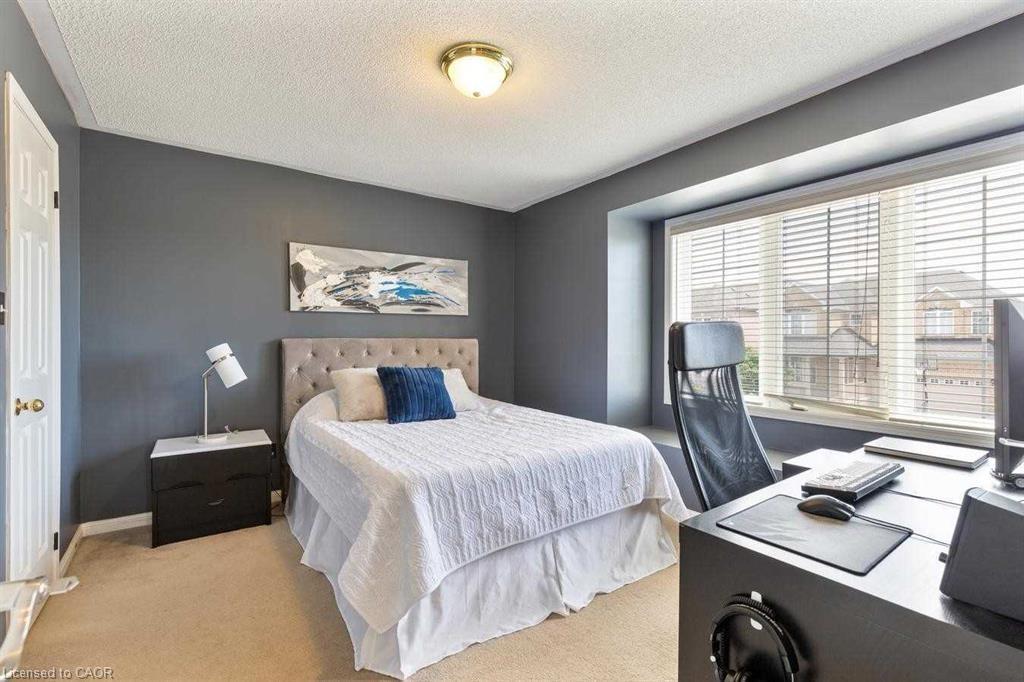 3875 Thomas Street, Mississauga, ON - Indoor Photo Showing Bedroom