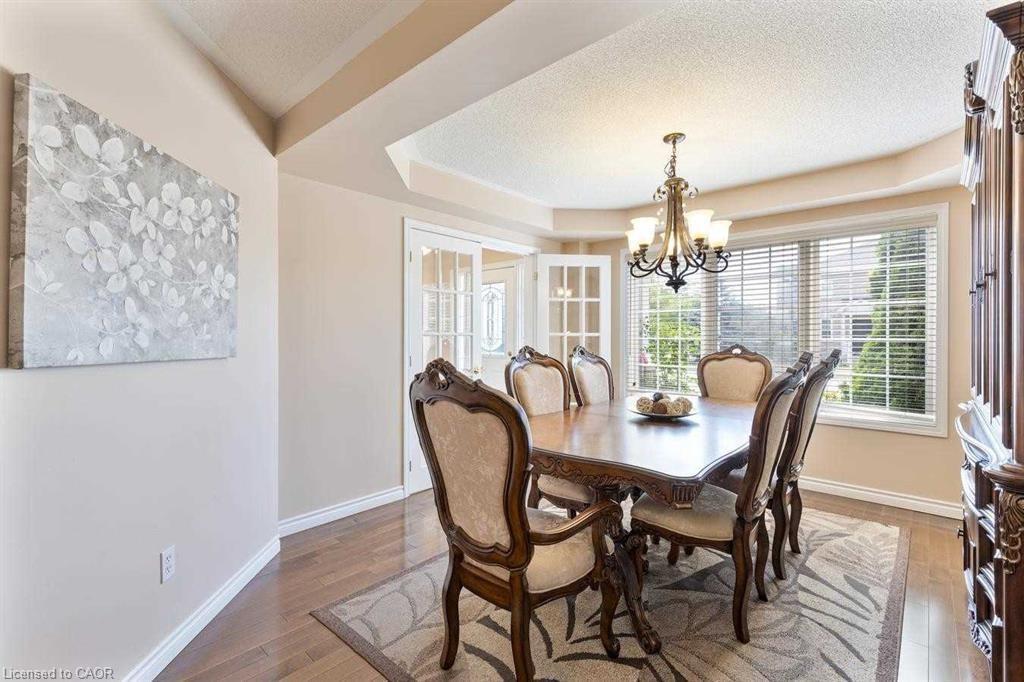 3875 Thomas Street, Mississauga, ON - Indoor Photo Showing Dining Room