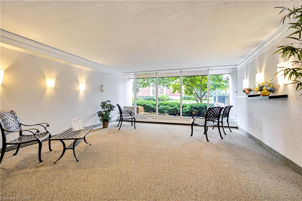 1401-1968 Main Street W, Hamilton, ON - Indoor