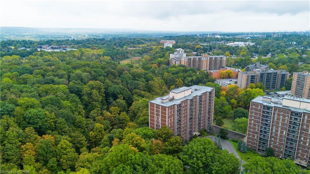 1401-1968 Main Street W, Hamilton, ON - Outdoor With View