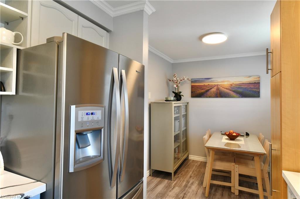 98-11 Harrisford Street, Hamilton, ON - Indoor