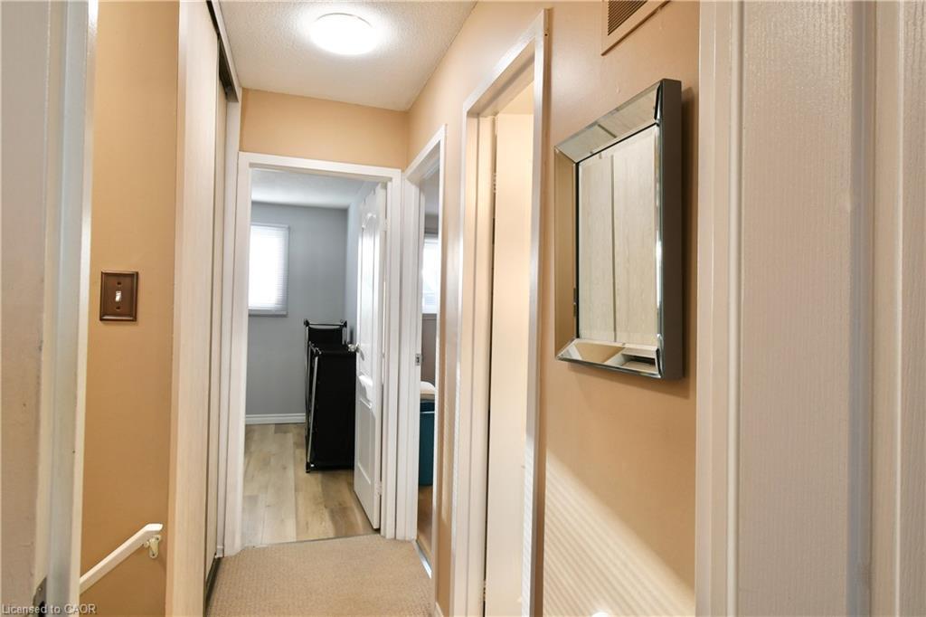 98-11 Harrisford Street, Hamilton, ON - Indoor Photo Showing Other Room