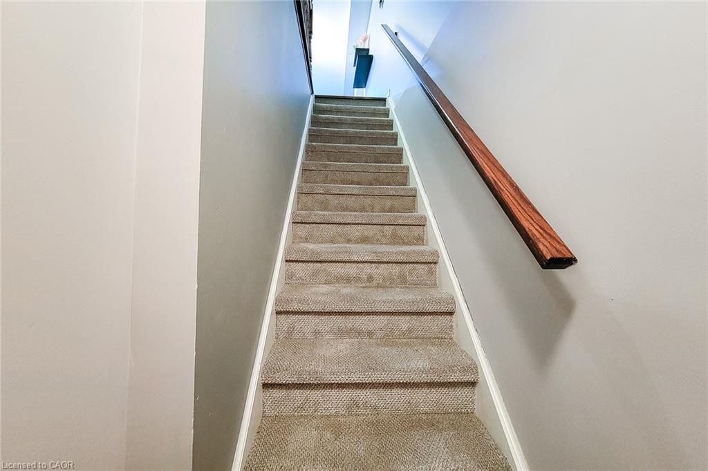 110 Marina Point Crescent, Hamilton, ON - Indoor Photo Showing Other Room