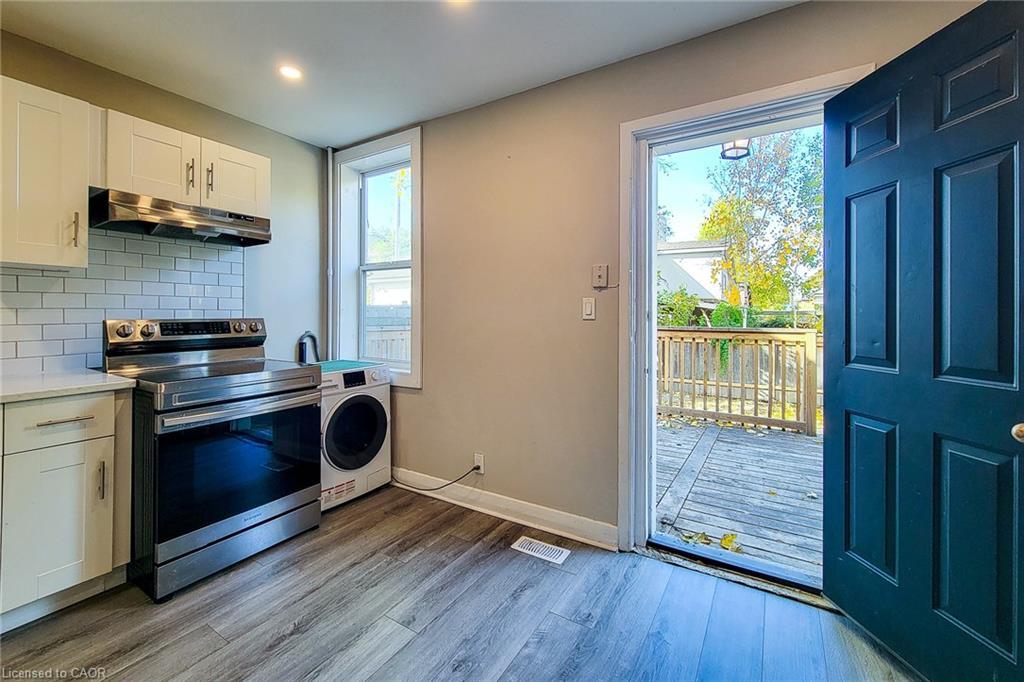 76 Wellington Street S, Hamilton, ON